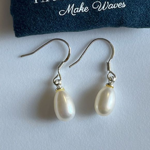 Pacific Pearls Freshwater Pearl Sterling Silver Dangle White Delicate Classic - Picture 2 of 6